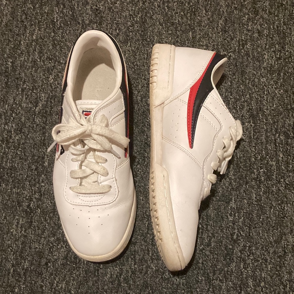 Fila white leather sneakers tennis shoes